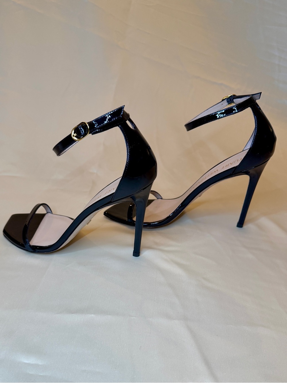STUART WEITZMAN
Amelina 95 patent-leather sandals - Picture 3 of 4